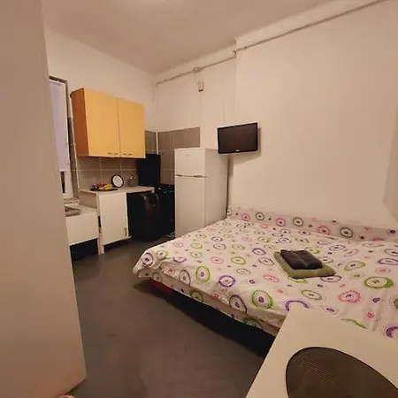 Mini Aproape De Centru