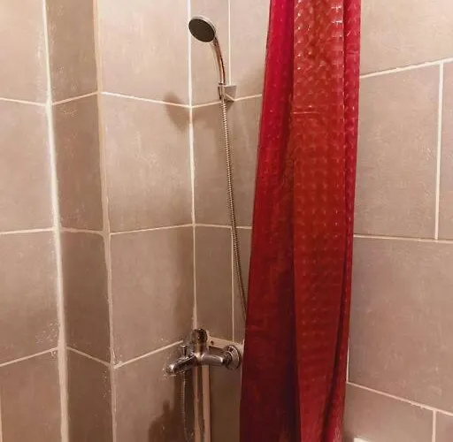 Mini Aproape De Centru Bükreş